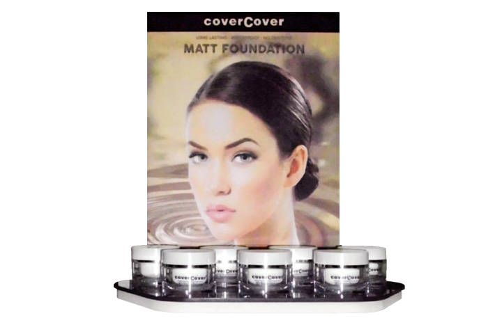 Espositore per il fondotinta Matt Foundation della linea Covercover